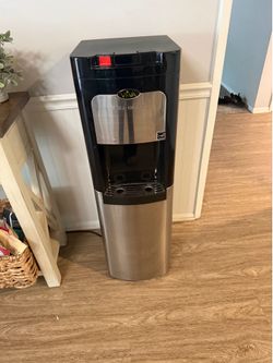 Viva Water dispenser