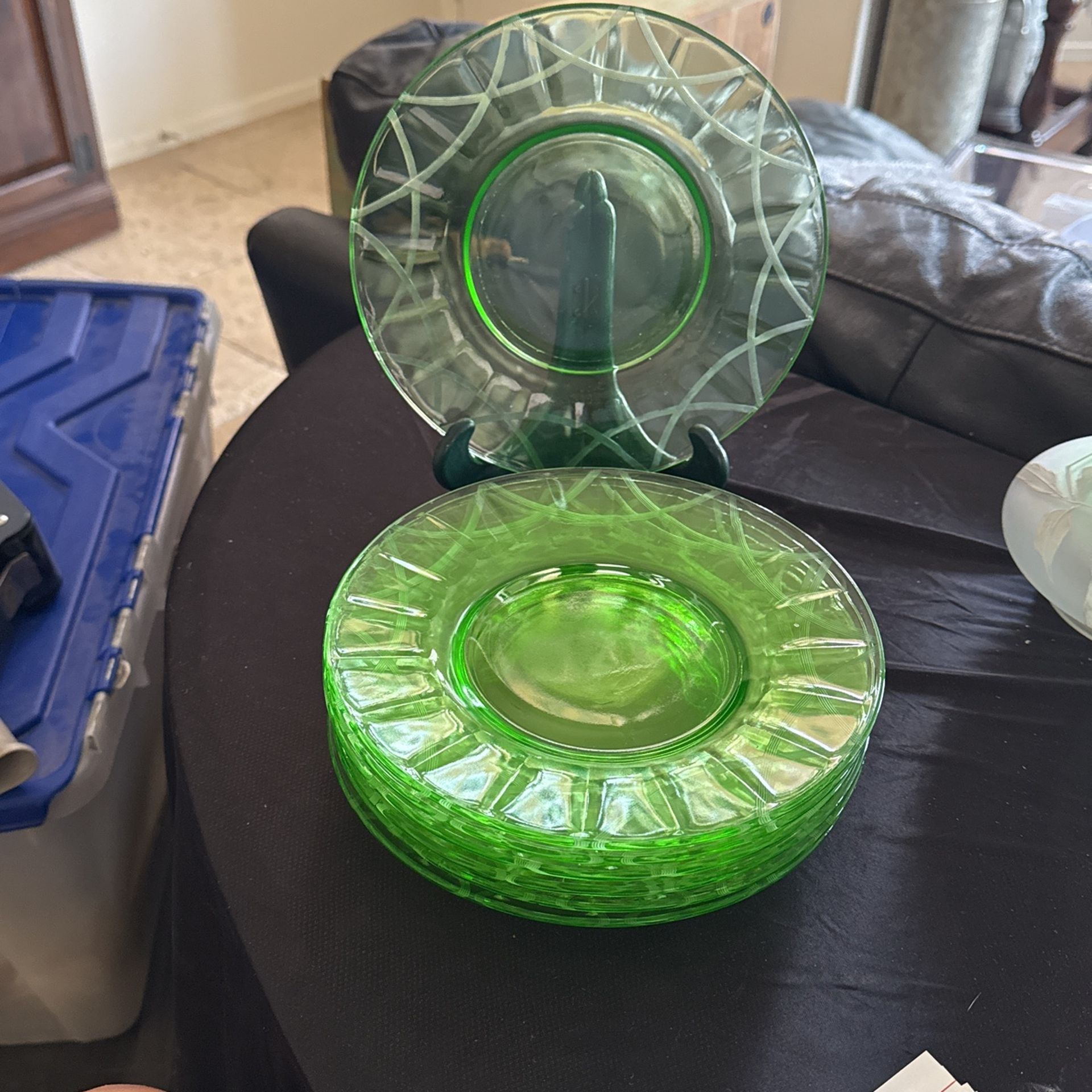 Vintage green uranium glass luncheon/salad plates