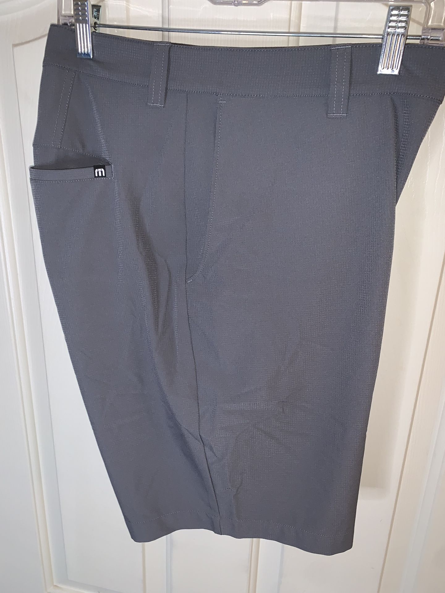 Men’s Travis Mathew Golf Shorts!!
