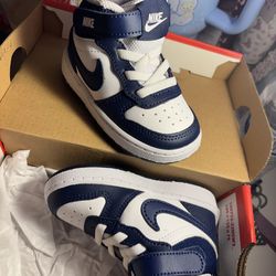 Baby shoes