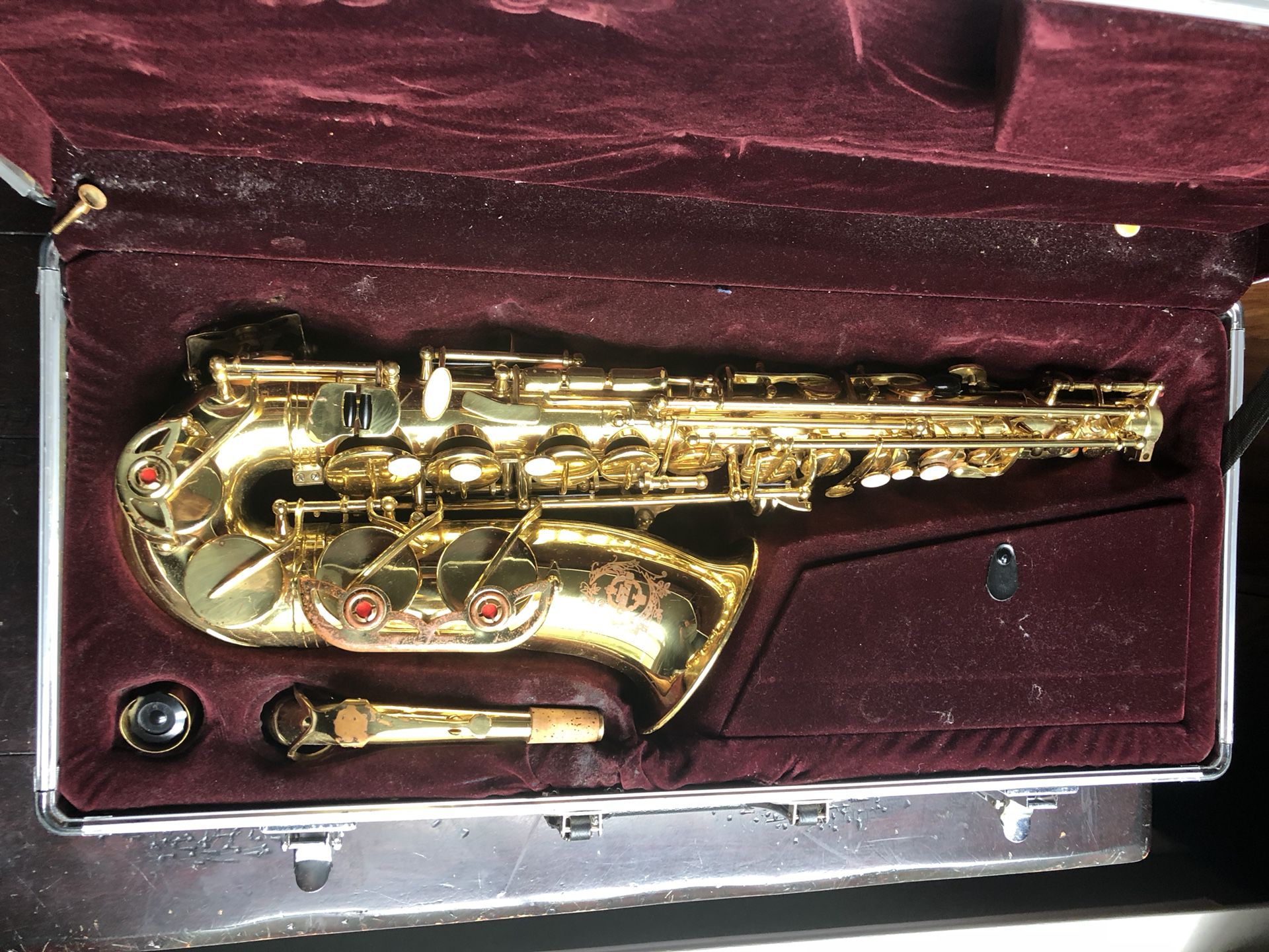 suzuki musique alto saxophone