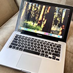 Apple MacBook Pro 13” I5/8GB/256GB SSD $140
