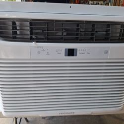 Fridgaire 15K BTU Window Air Conditioner