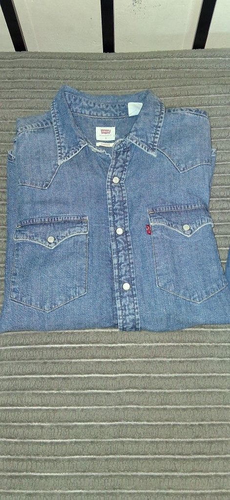 Levi's WESTERN SHIRTS SIZE SMALL