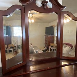 Very Nice Mirror For Dresser