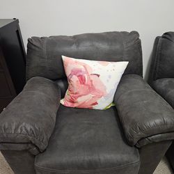 Ashley furniture lightly used 3+1 seater sofa for sale