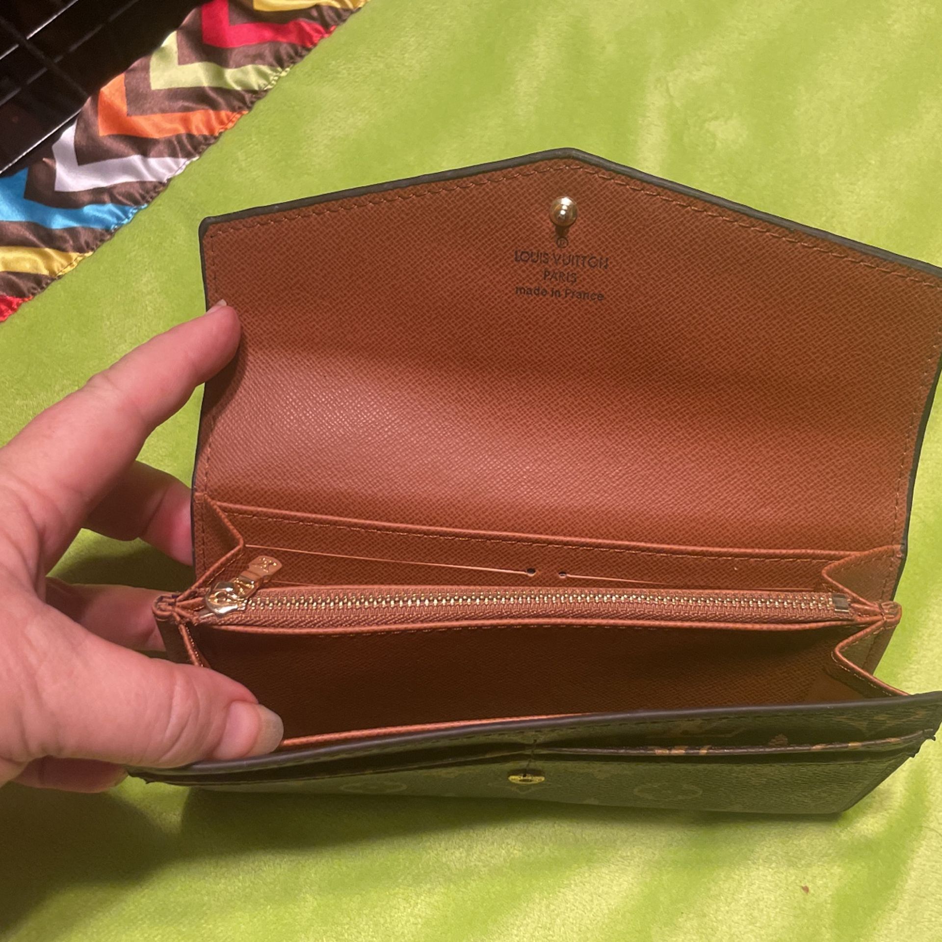 Designer Louis Vuitton Wallet New With Box for Sale in Columbia