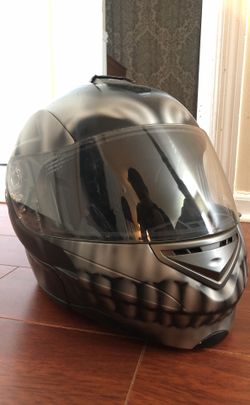 Skull motorcycle helmet