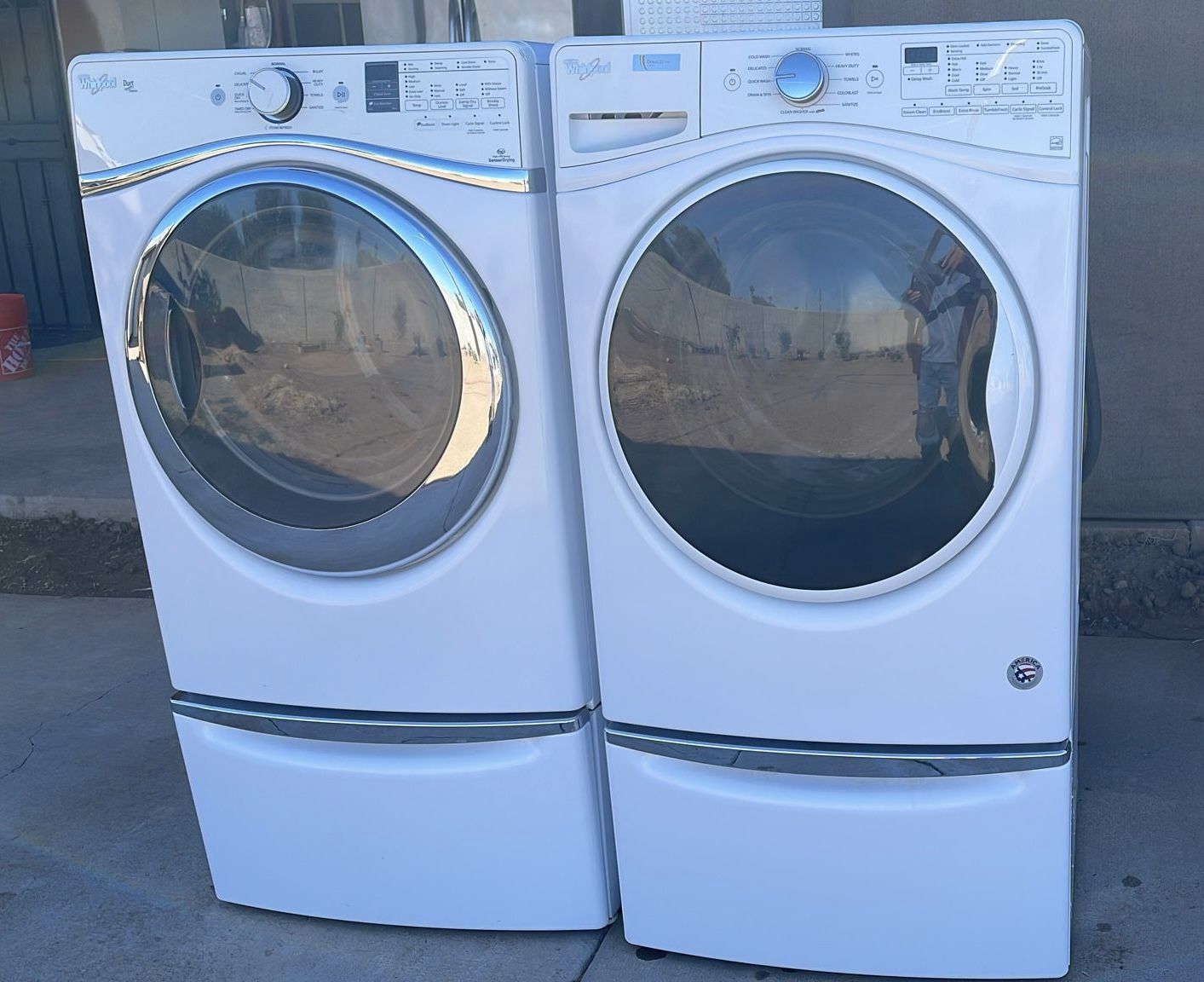 Whirpool Electric Washer And Dryer 