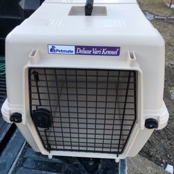 Petmate Deluxe Vari Kennel / Light Brown