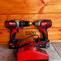Milwaukee Tools And Bags 