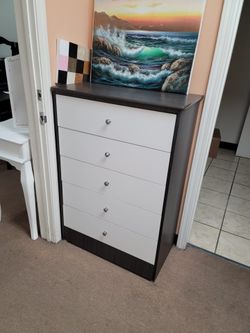 5 Drawer Dresser