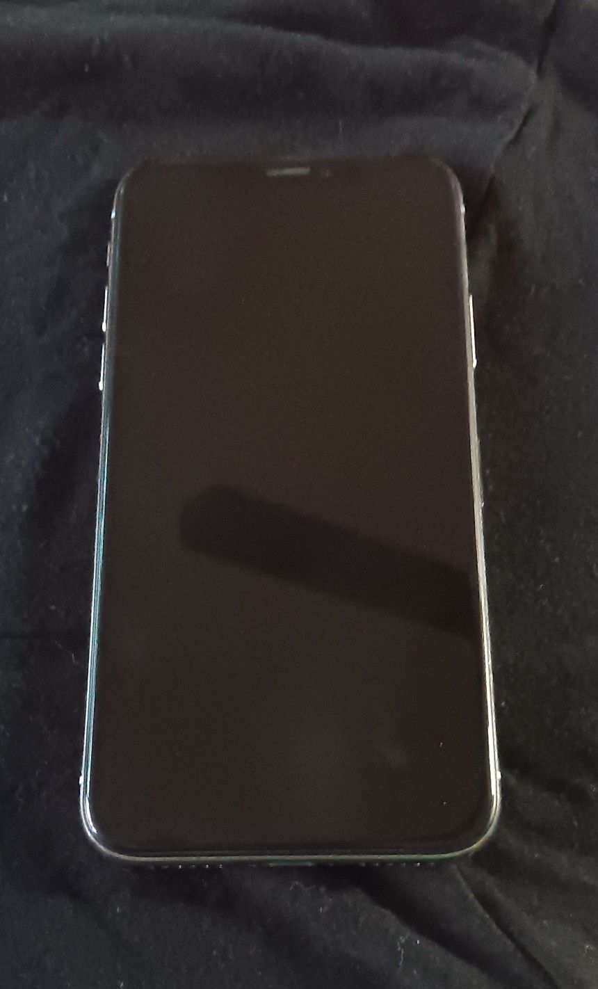 IPHONE X (Good For Parts Only) No Power