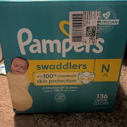 Pampers 136 Ct