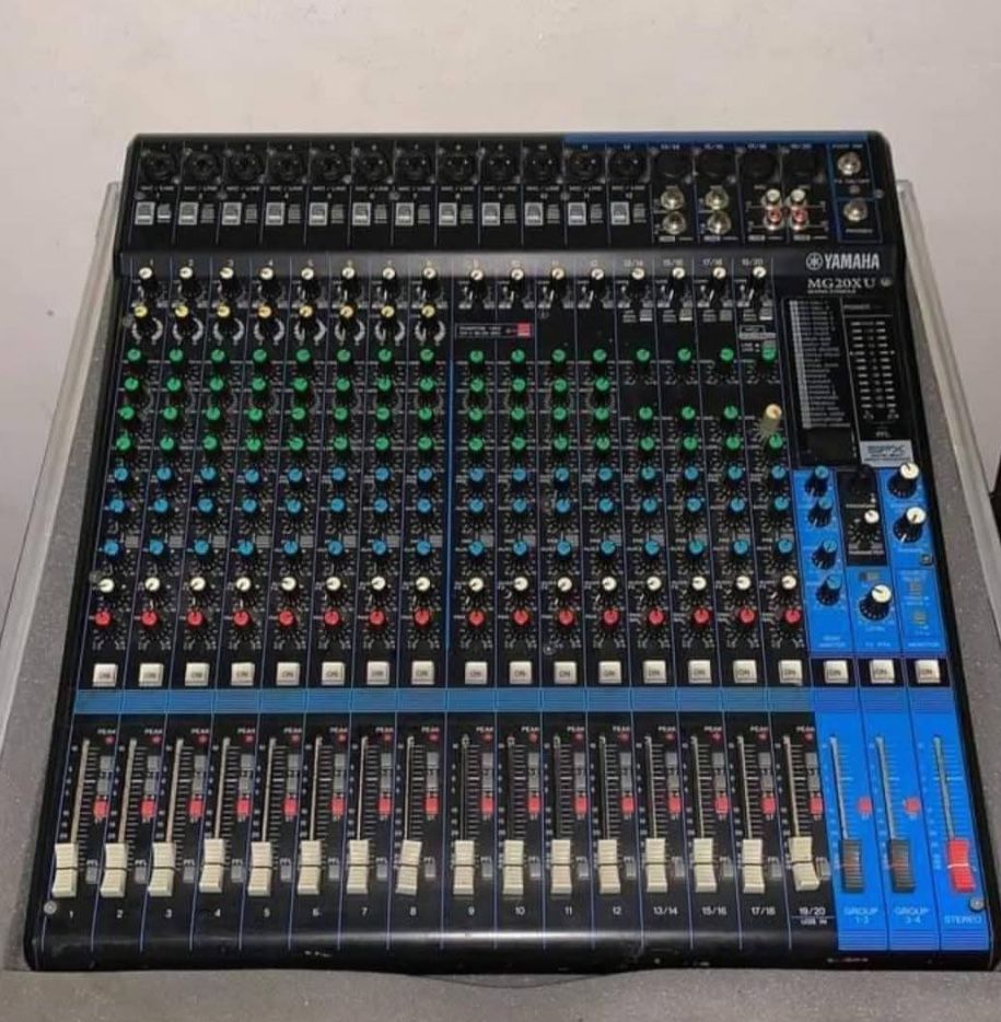 Mixer Yamaha Mc16xu