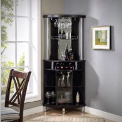 Wine cabinet 