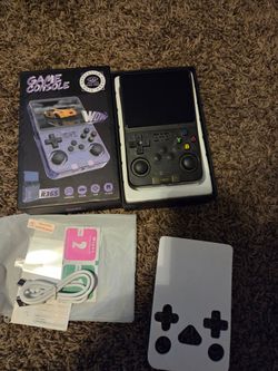 R36s retro hand held gaming system