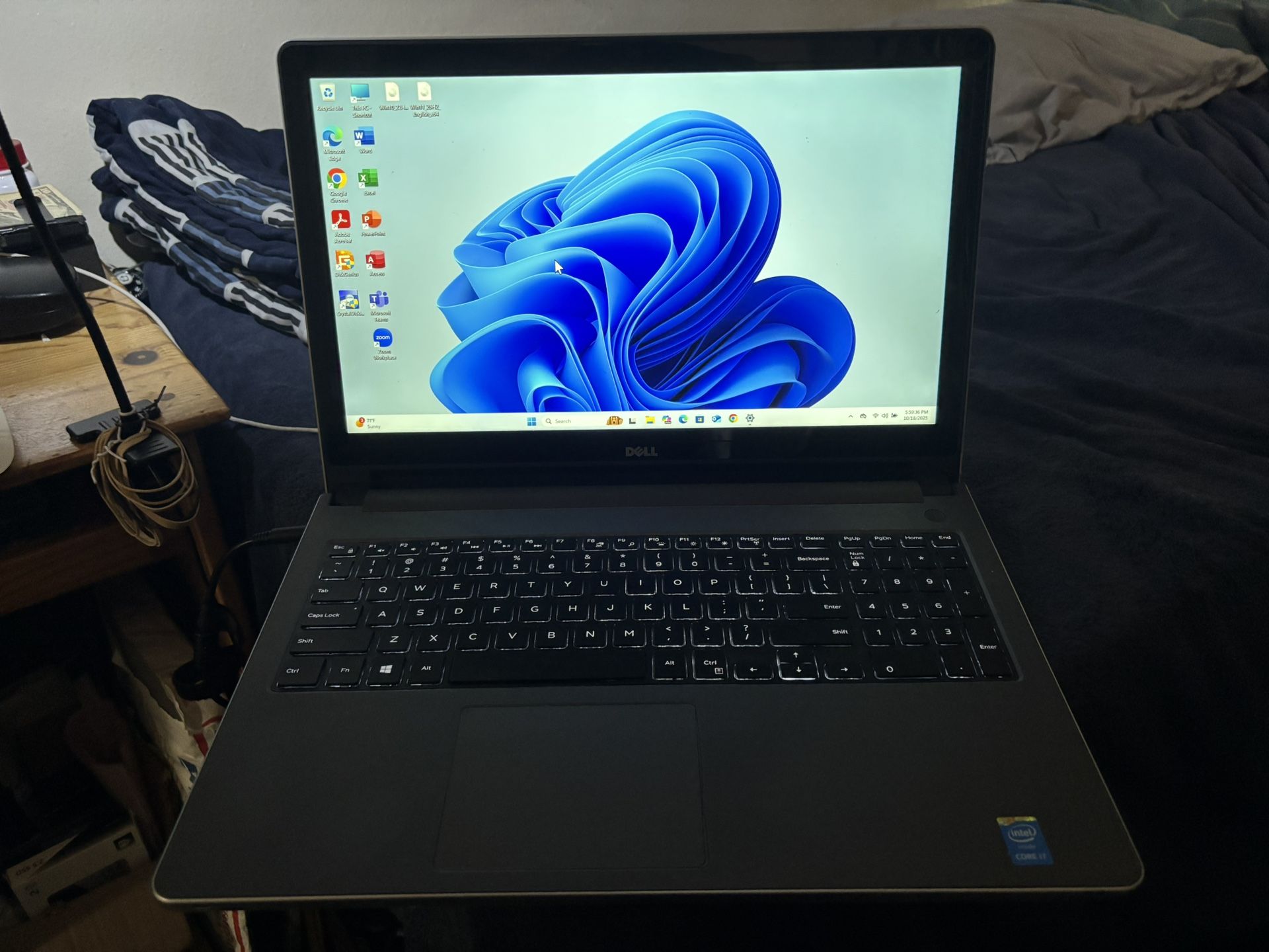 Dell Inspiron 5558 i7 Touchscreen 2TB SSD 16GB Ram Windows 11 Pro Office 2024 AC