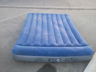 Queen Air Mattress