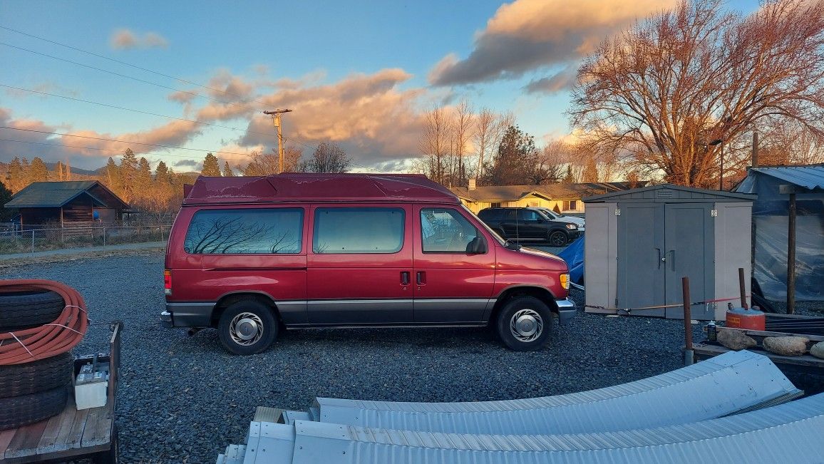 1994 Ford Club Wagon