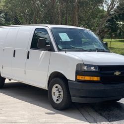 2018 Chevrolet Express 2500