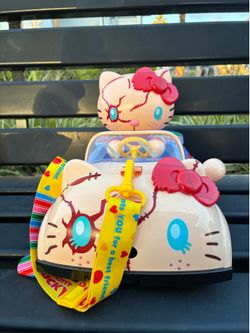 Universal Studios Hello Kitty Popcorn bucket