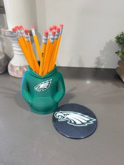 Philadelphia eagles pencil holder