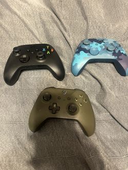 Xbox Controllers 
