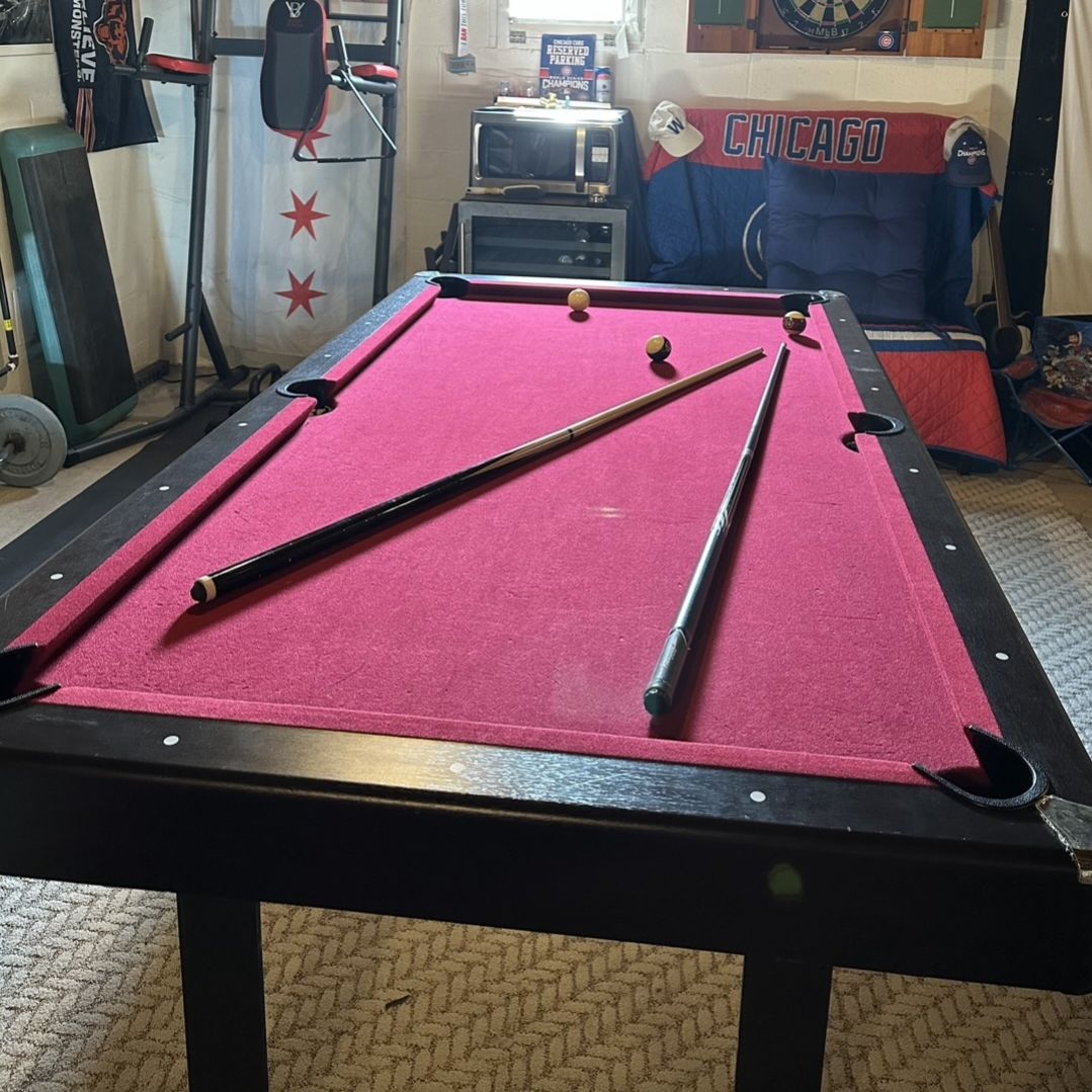 Pool Table (Billiards)