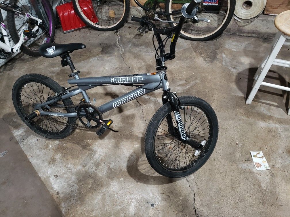 Magna Invader DMX Bike for Sale in Stickney IL OfferUp