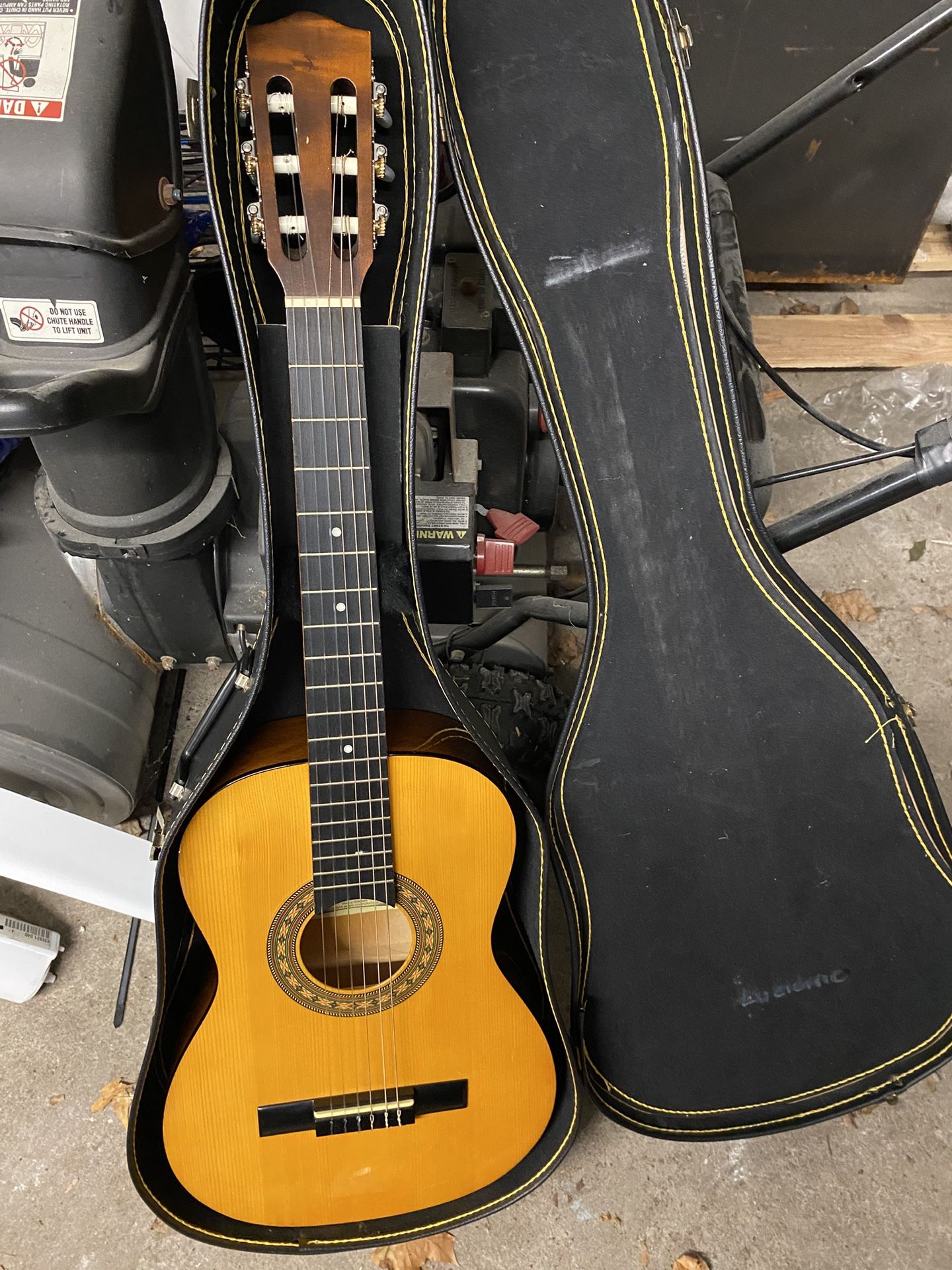 Montana Guitar For Kids
