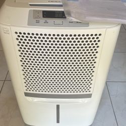 Frigidaire 70 Pint Dehumidifier Honeywell FAD704DWD