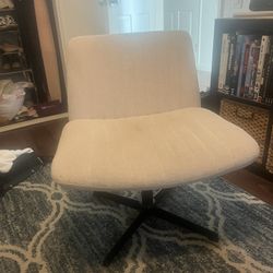 Armless Cross Legged Office Chair 