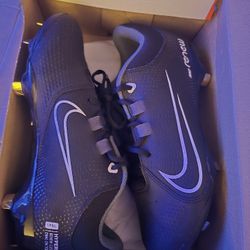 Softball Cleats Brand New For Women 