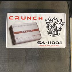CRUNCH 1100 watts 1 channel amplifier with bass knob