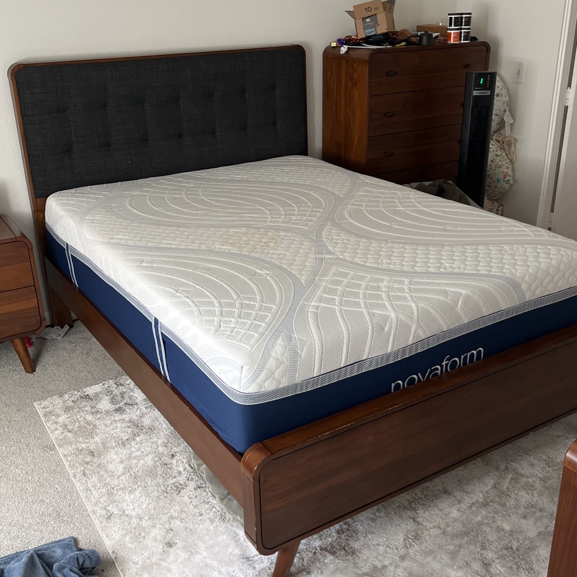 Queen Bed And Mattress for Sale in Calimesa, CA OfferUp