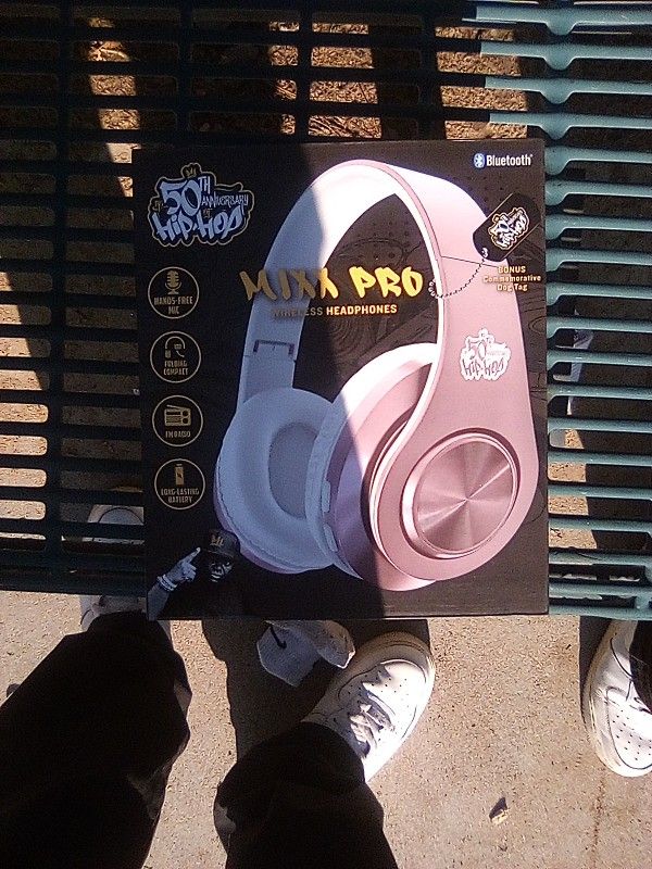 Mixx Pro Wireless FM Headphones 50th Anniversary Of Hip Hop Edition 