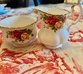 🌹Royal Albert Old Country Roses - Cream & Sugar