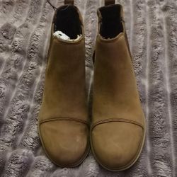 SIZE 7 Sorel Women's Evie ll Chelsea Boot
Won
Good Condition. Size 7