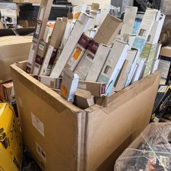 Pallet Of Blinds Different Sizes  More Than 160 Pcs