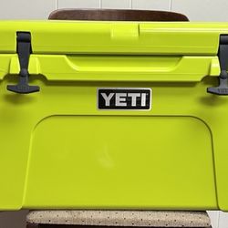 Yeti Tundra 45 Cooler 