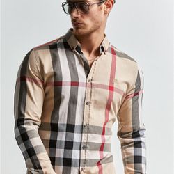 Burberry Dress Shirt Xxl . Local Pick Up And Delivery Available. 