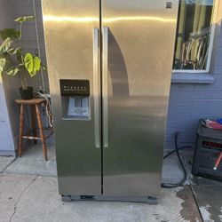 REFRIGERADOR  KENMORE 
