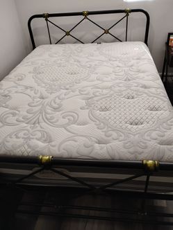 BeautyRest Mattress & Frame