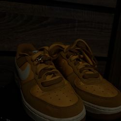 GOLD SUEDE/SAIL DAIM OR/OR UNIVERSITE/VOILE