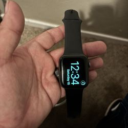 Apple Watch Series 5 44mm- Cellular 