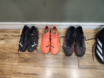 Soccer cleats