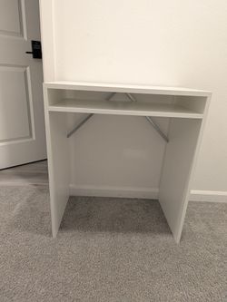 Small desk