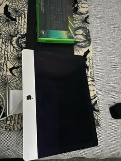 Apple Mac computer