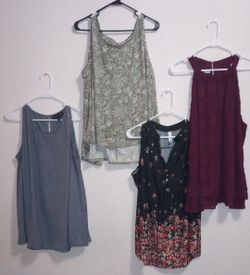 Women's size 14/ 1X tank tops/sleeveless tops, shirts lot of 4